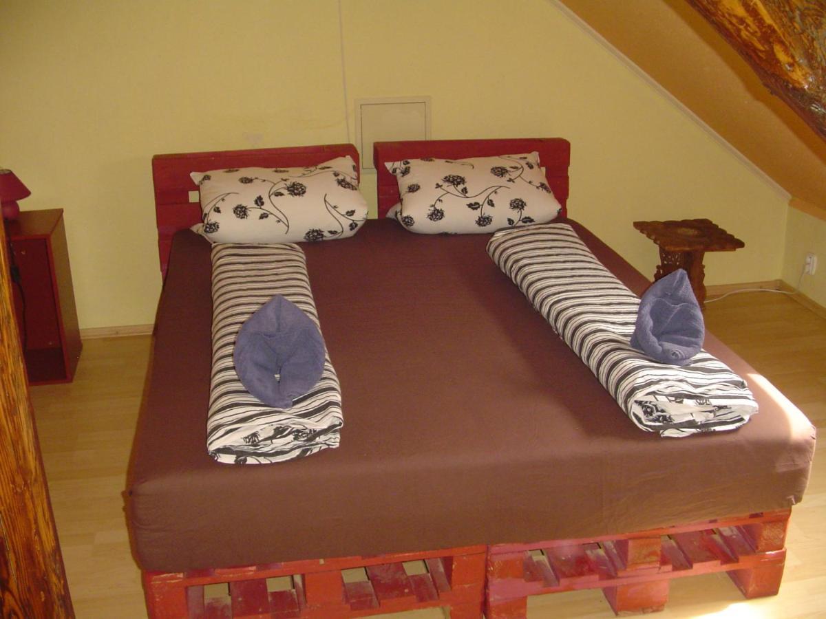 Villa Ametyst Sturovo Ngoại thất bức ảnh
