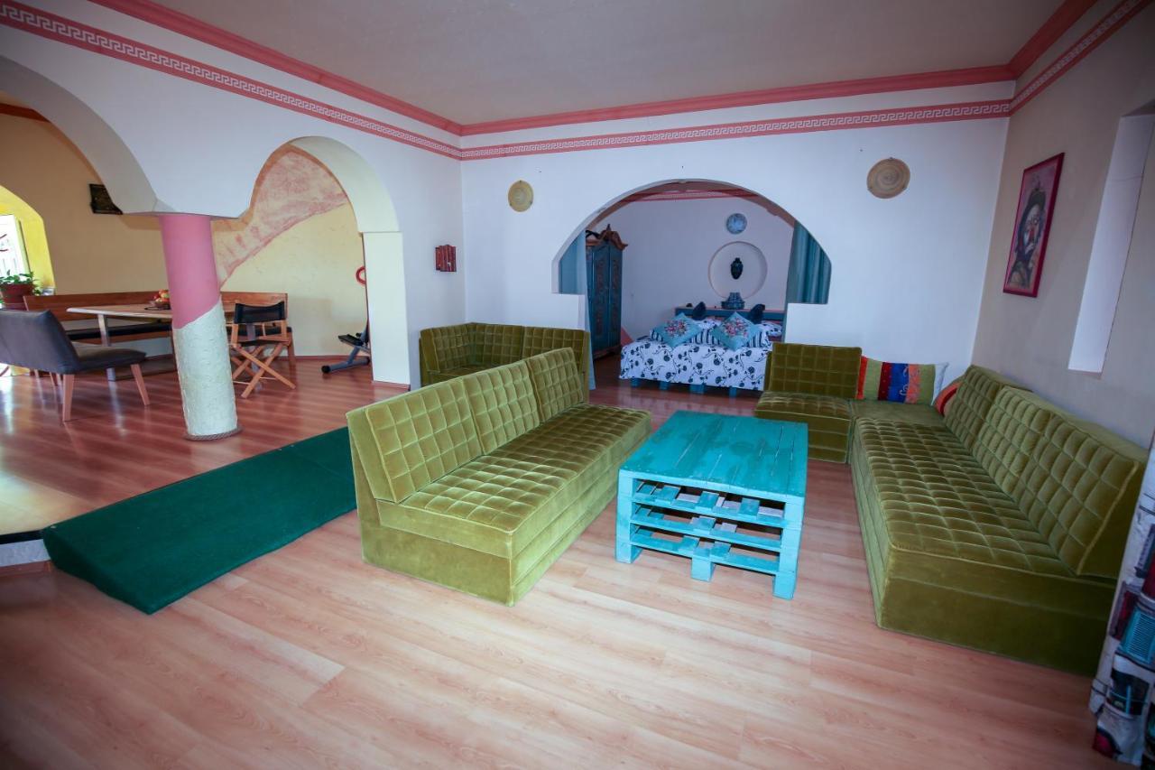 Villa Ametyst Sturovo Ngoại thất bức ảnh