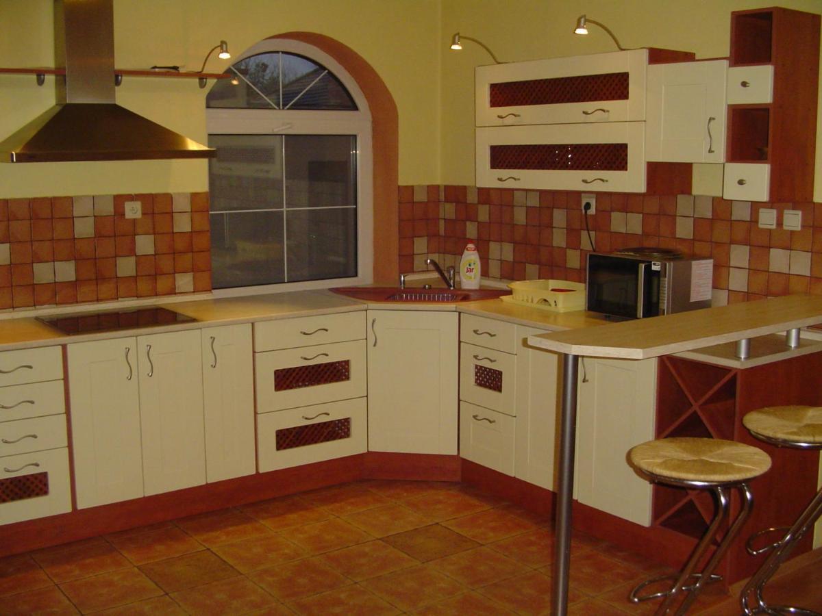 Villa Ametyst Sturovo Ngoại thất bức ảnh